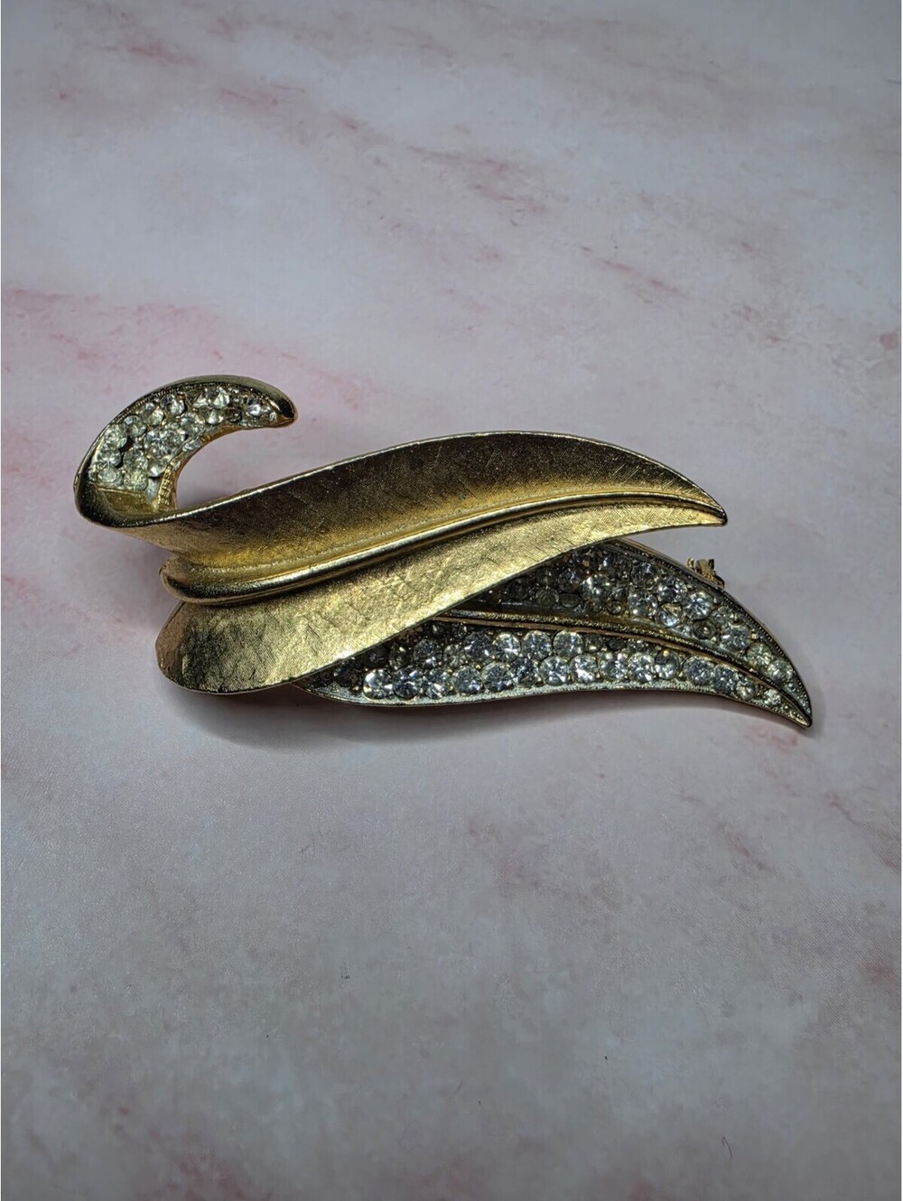Vintage BSK Signed Gold Tone Rhinestone Leaf Brooch Pin Mid Century